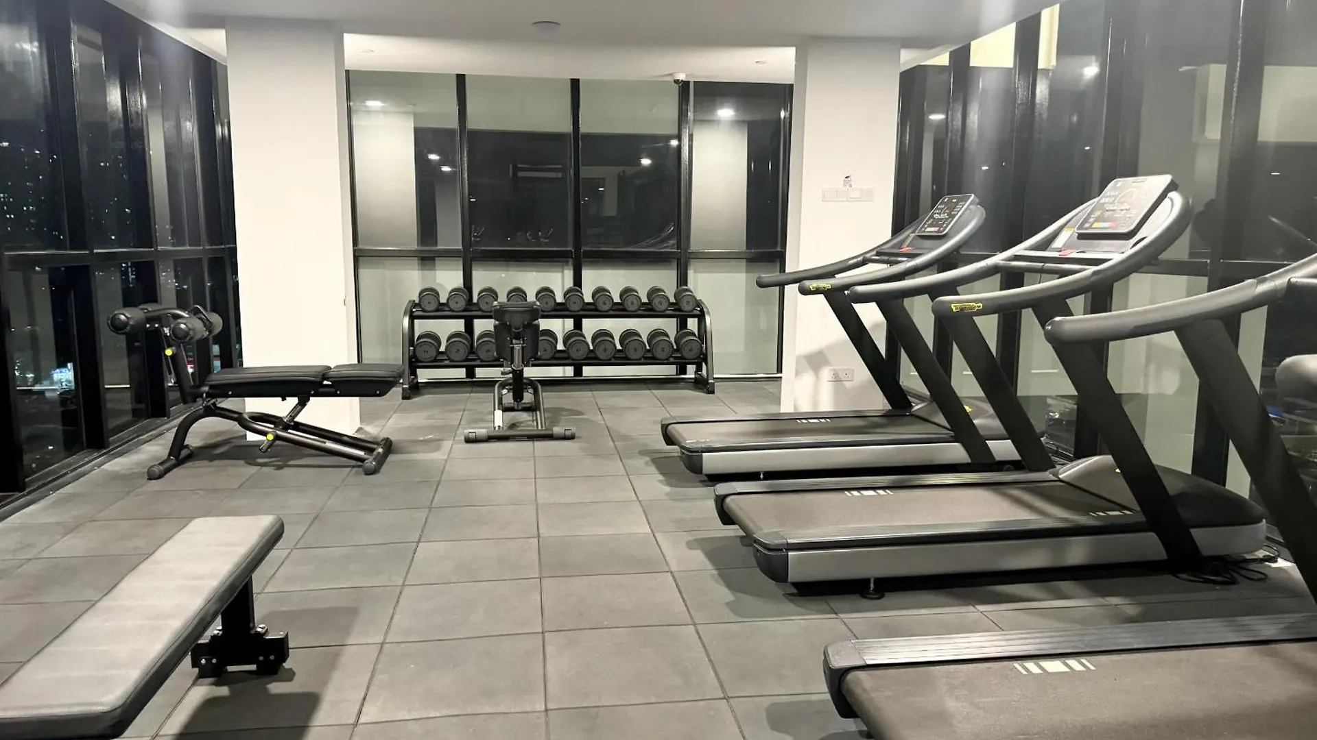 3Br Apartments 10Pax George Town Netflix Jelutong Malaysia