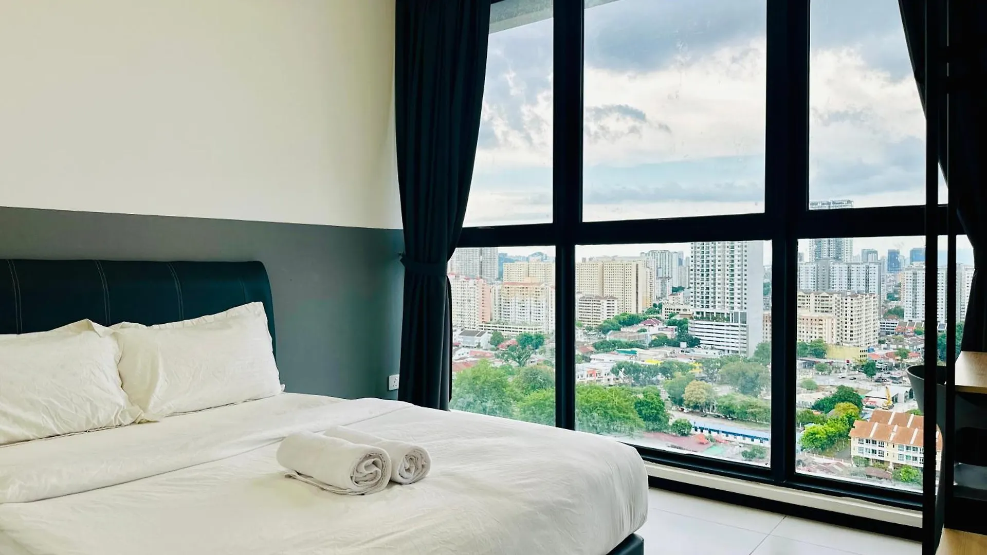 3Br Apartments 10Pax George Town Netflix Jelutong